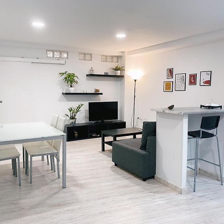 Gmc Turistics - Great Apartment For Groups & Families Malaga Exterior photo