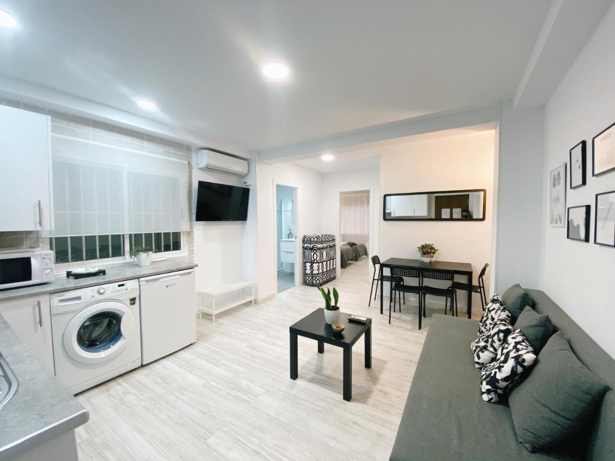 Gmc Turistics - Great Apartment For Groups & Families Malaga Exterior photo