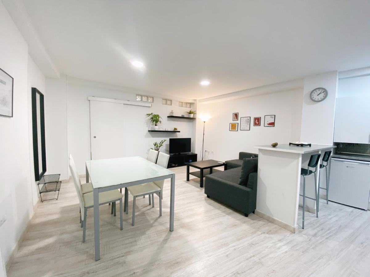 Gmc Turistics - Great Apartment For Groups & Families Malaga Exterior photo