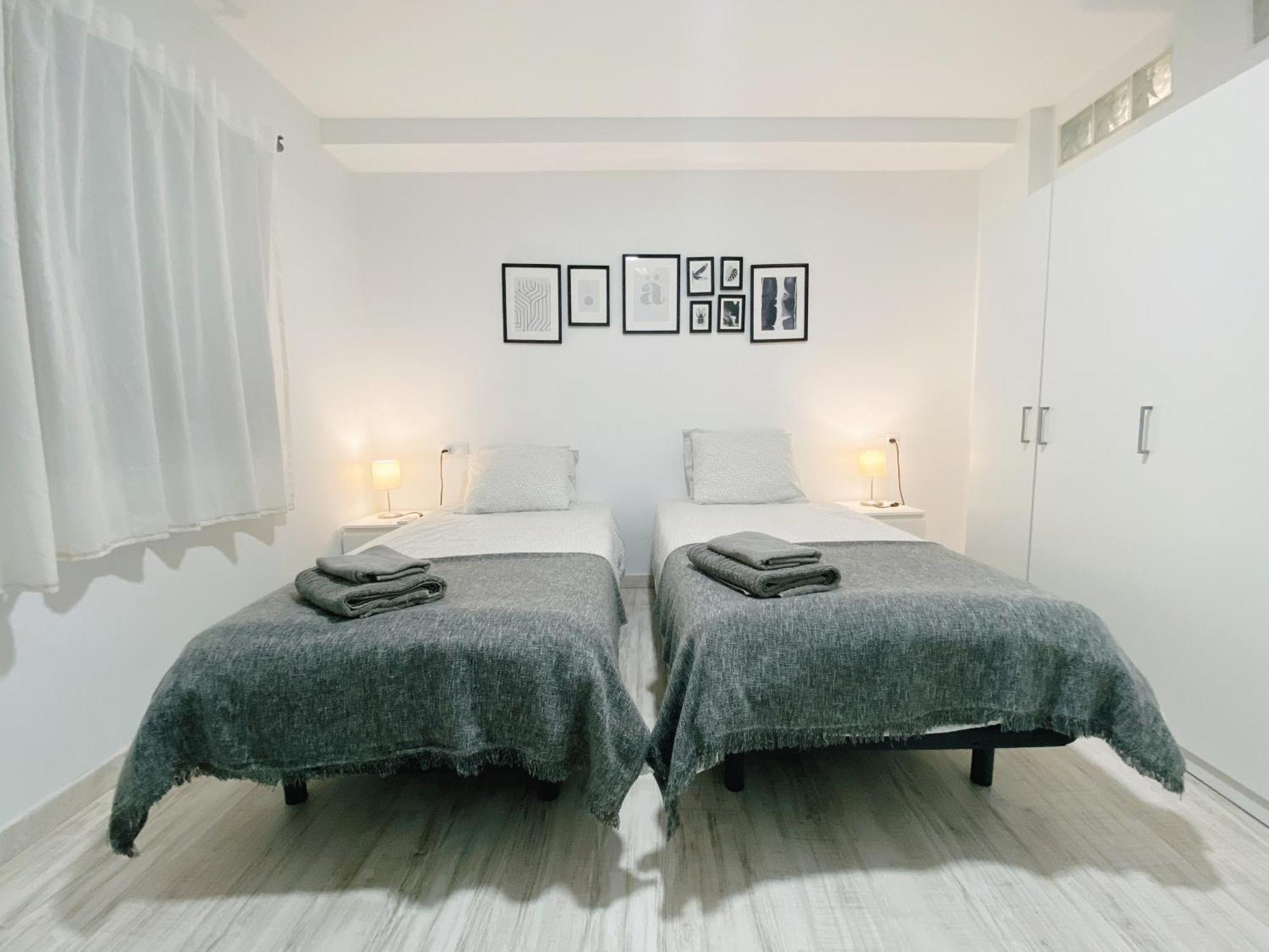 Gmc Turistics - Great Apartment For Groups & Families Malaga Exterior photo